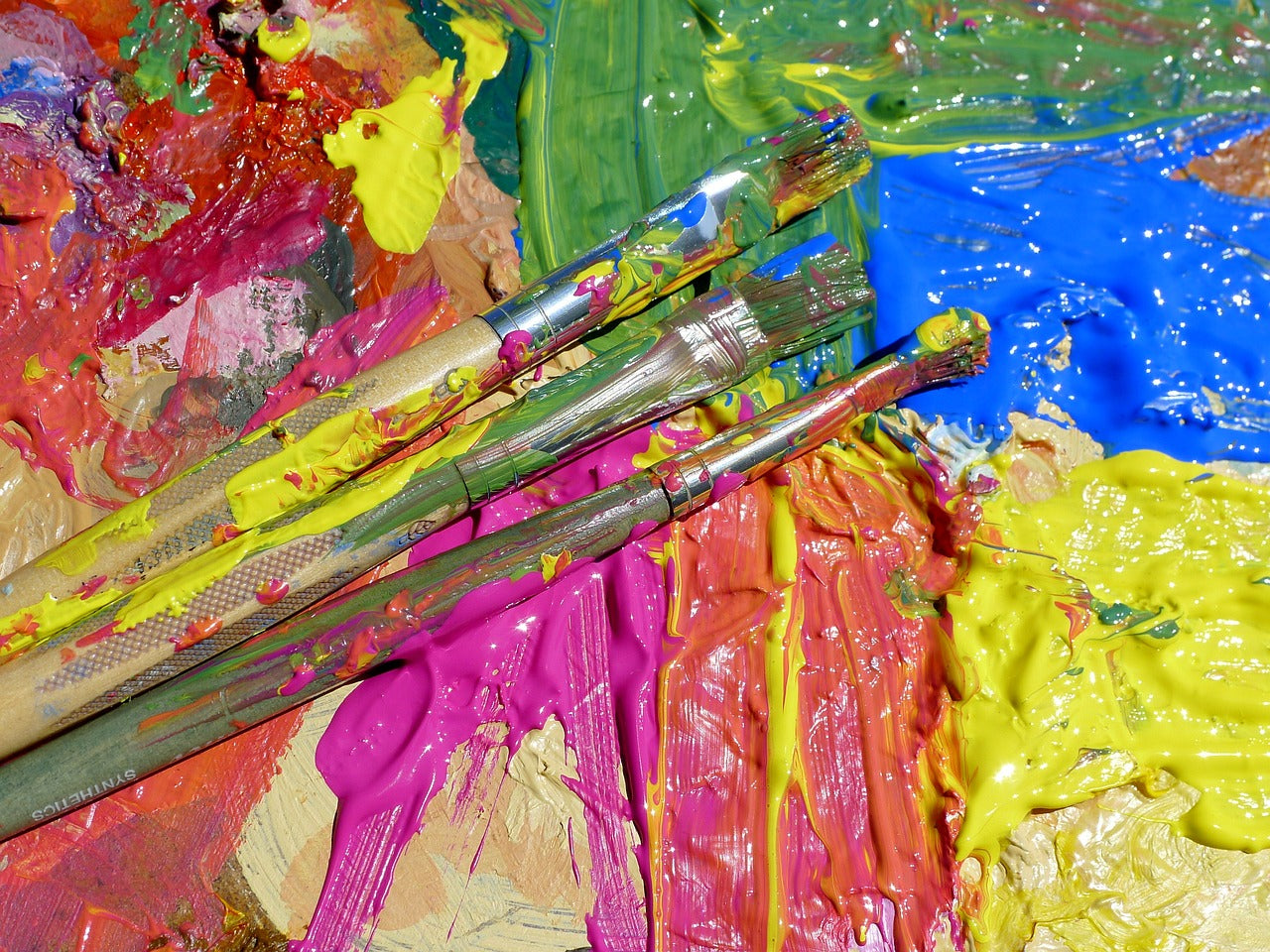 Acrylic Paint: Why You Should Use it for Your Art in 2023